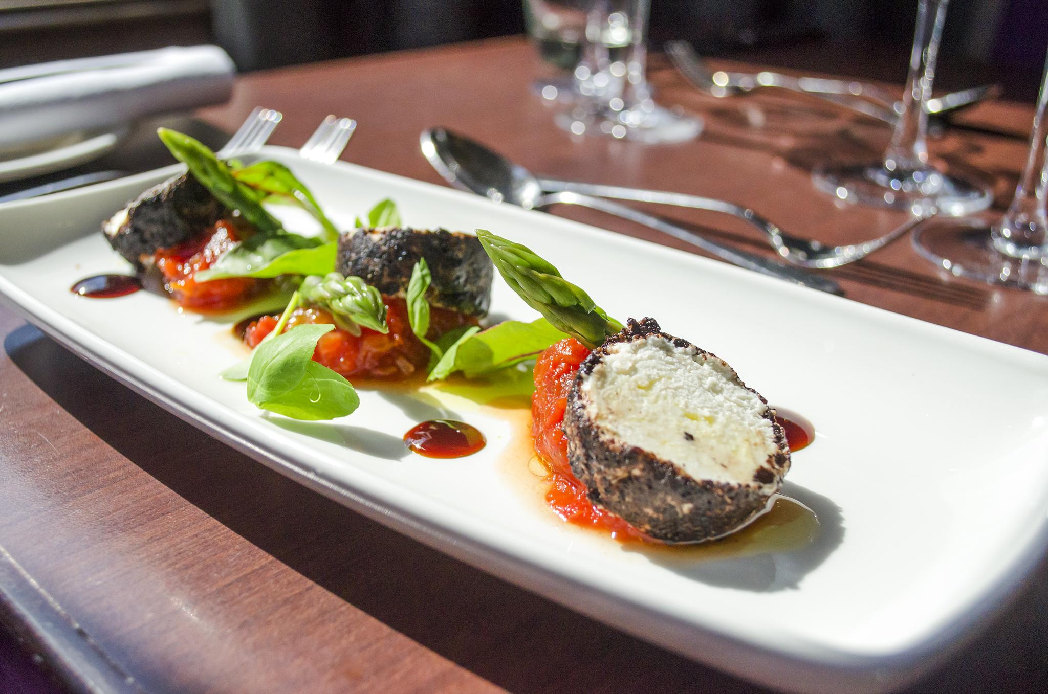 The Bonham Hotel Edimburgo Exterior foto A Scottish haggis served with a salad