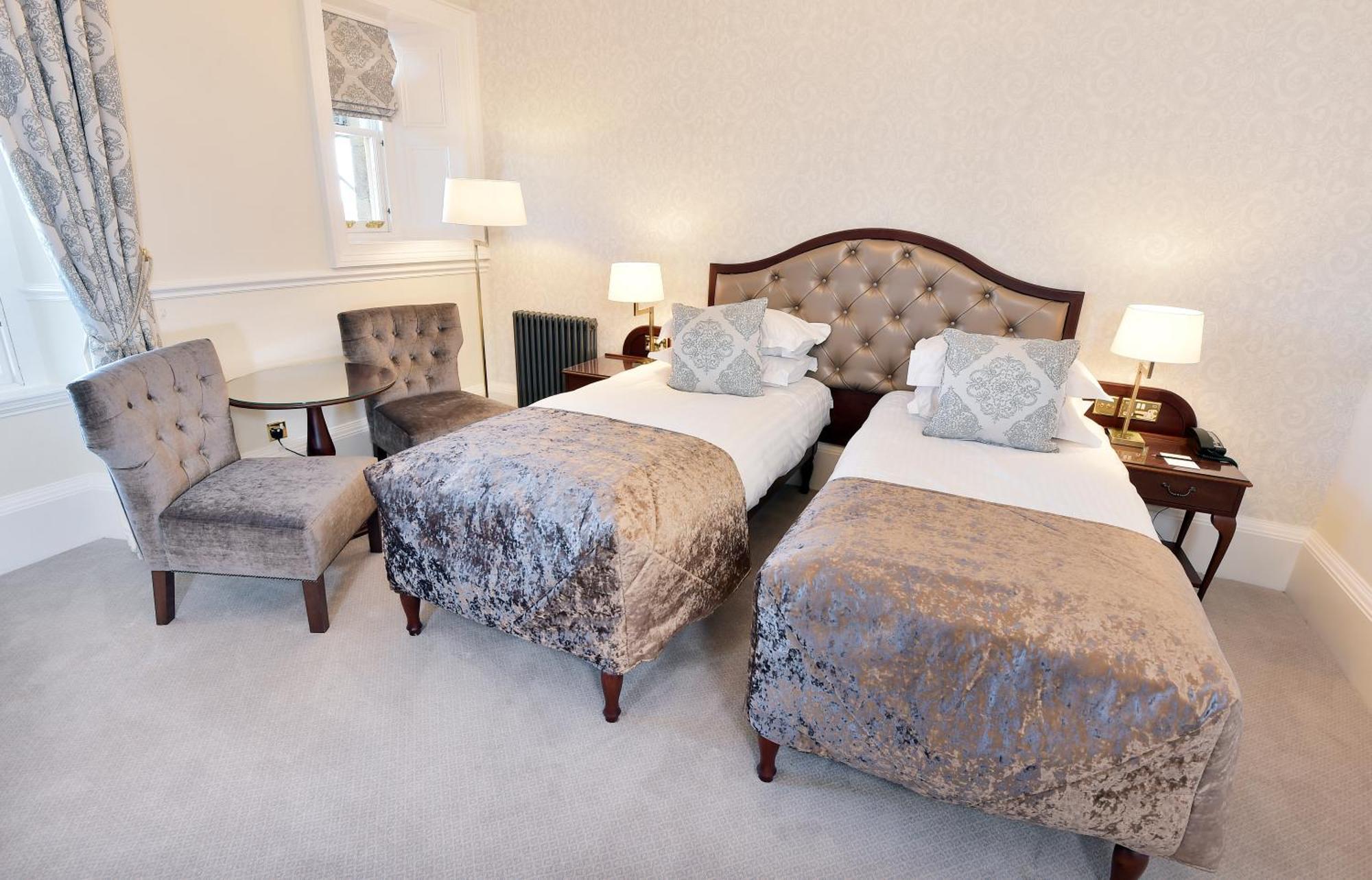 The Bonham Hotel Edimburgo Exterior foto A bedroom at the hotel